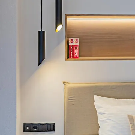 Oniro Suites ريثيمنو